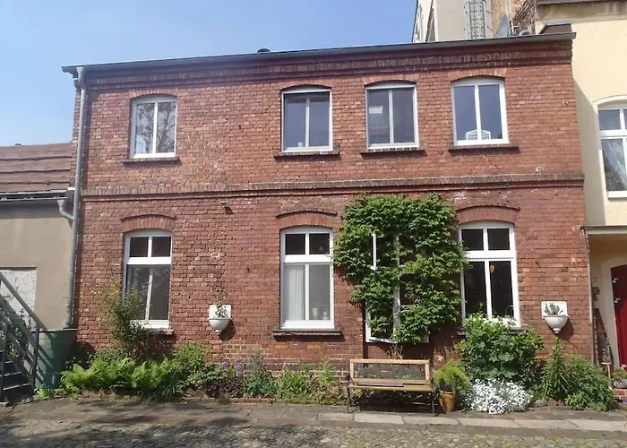 Wunderschoenes Obergeschoss In Bahnhofsnaehe * كوتبوس